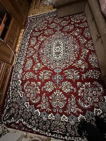 Ковер Б/у, 200 * 350 at lalafo.kg Ковер Б/у, 200 * 350