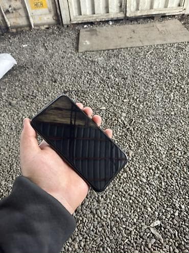 IPhone 11 Pro, Б/у, 256 ГБ, Space Gray, Защитное стекло, Чехол, 75 % at lalafo.kg IPhone 11 Pro, Б/у, 256 ГБ, Space Gray, Защитное стекло, Чехол, 75 %