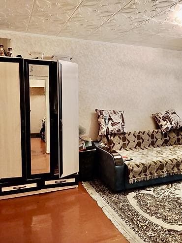 1 комната, 32 м², 104 серия, 5 мкр 104 серия, 2 этаж at lalafo.kg 1 комната, 32 м², 104 серия, 5 мкр 104 серия, 2 этаж