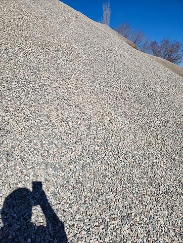 Щебень фракционный - Материал: дроблёный камень (щебень), зерно at lalafo.kg Щебень фракционный - Материал: дроблёный камень (щебень), зерно