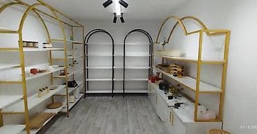 Металлические торговые стеллажи и рейлы для одежды - Ассортимент: - at lalafo.kg Металлические торговые стеллажи и рейлы для одежды - Ассортимент: -