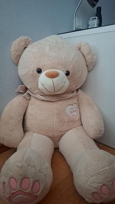 Большой плюшевый медведь
Рост 130-150 см, новый, без повреждений at lalafo.kg Большой плюшевый медведь
Рост 130-150 см, новый, без повреждений