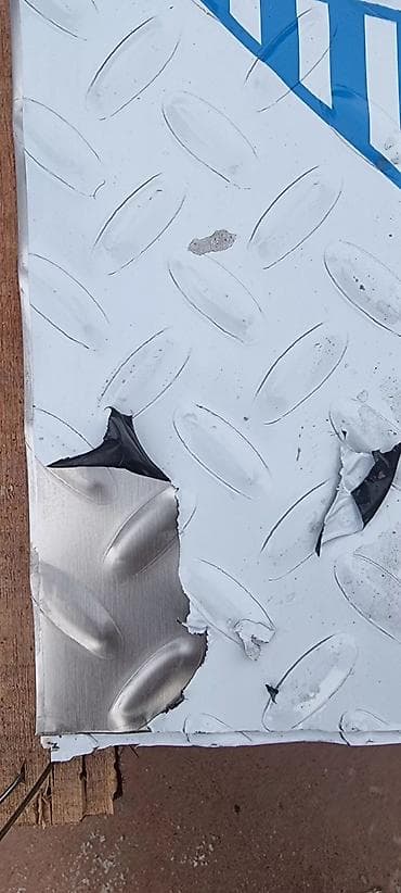 Металлические фермы: Листы нержавеющей стали Aisi201 и 304 с защитной плёнкой PE. Цена at lalafo.kg — 7 Металлические фермы: Листы нержавеющей стали Aisi201 и 304 с защитной плёнкой PE. Цена — 7