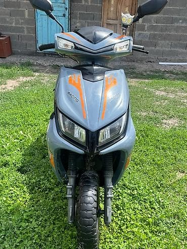 Тип скутера M8, 150 куб. см, Бензин, Б/у at lalafo.kg Тип скутера M8, 150 куб. см, Бензин, Б/у