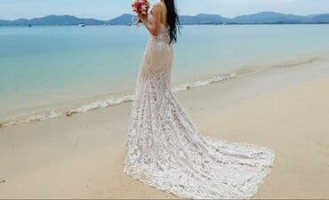 Свадебное платье цвет Айвори. Размер 42 at lalafo.kg Свадебное платье цвет Айвори. Размер 42