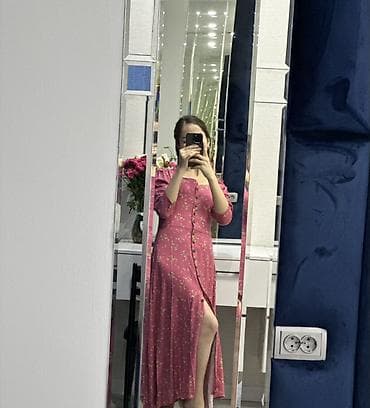 Повседневное платье, Лето, Длинная модель, Прямое, M at lalafo.kg Повседневное платье, Лето, Длинная модель, Прямое, M