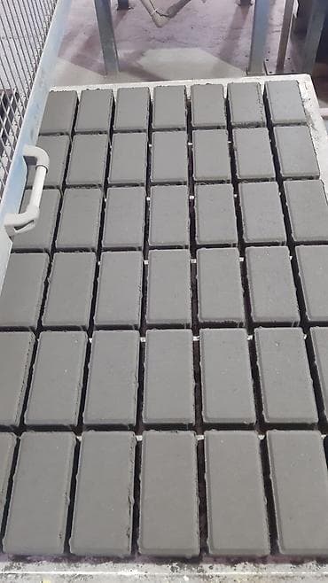 Бордюрлар: Брусчатка кирпич серая, размер 60. От крупнейшего завода центральной lalafo.kg да — 1 Бордюрлар: Брусчатка кирпич серая, размер 60. От крупнейшего завода центральной — 1