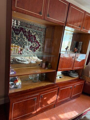 Гарнитур для зала, Шкаф, Дерево, цвет - Коричневый at lalafo.kg Гарнитур для зала, Шкаф, Дерево, цвет - Коричневый