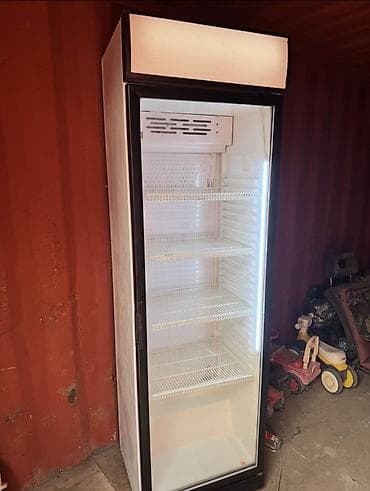 Предлагается коммерческий витринный холодильник с прозрачной at lalafo.kg Предлагается коммерческий витринный холодильник с прозрачной