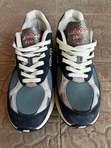 Мужские кроссовки, 46, New Balance, Новый, цвет - Синий, Самовывоз at lalafo.kg Мужские кроссовки, 46, New Balance, Новый, цвет - Синий, Самовывоз