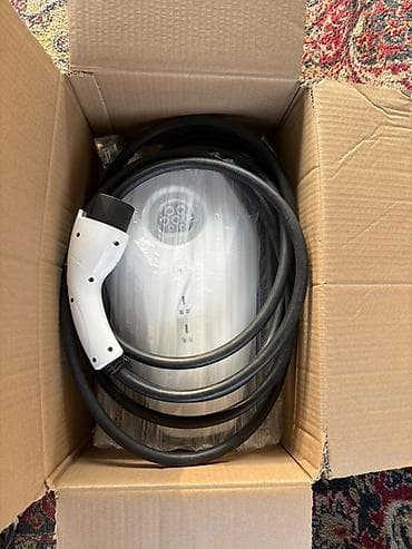 Лебедки: Зарядная станция BYD 7кВТ Original, пришла в комплекте на BYD leopard at lalafo.kg — 1 Лебедки: Зарядная станция BYD 7кВТ Original, пришла в комплекте на BYD leopard — 1