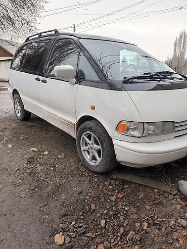 Toyota Previa: 1993 г., 2.4 л, Механика, Бензин, Минивэн at lalafo.kg Toyota Previa: 1993 г., 2.4 л, Механика, Бензин, Минивэн