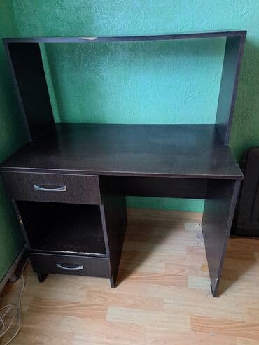 Компьютерный стол, С полками at lalafo.kg Компьютерный стол, С полками