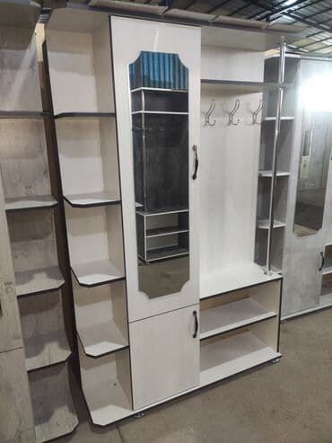 Шкаф для прихожей Новые шкафы для прихожей из российкого материала at lalafo.kg Шкаф для прихожей Новые шкафы для прихожей из российкого материала