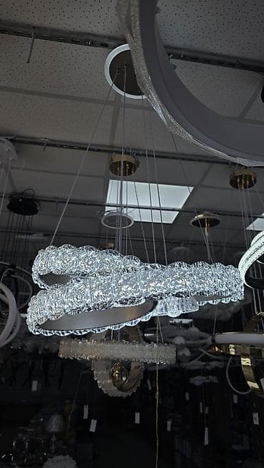 Подвесной светодиодный светильник с кристаллическими кольцами - at lalafo.kg Подвесной светодиодный светильник с кристаллическими кольцами -