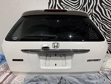 Крышка багажника Honda, Оригинал at lalafo.kg Крышка багажника Honda, Оригинал