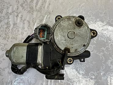 Электрический моторчик Nissan 2002 г., Б/у, Оригинал, Япония at lalafo.kg Электрический моторчик Nissan 2002 г., Б/у, Оригинал, Япония