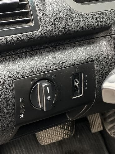 Mercedes-Benz A-Class: 2005 г., 1.7 л, Автомат, Бензин, Минивэн at lalafo.kg — 7 Mercedes-Benz A-Class: 2005 г., 1.7 л, Автомат, Бензин, Минивэн — 7