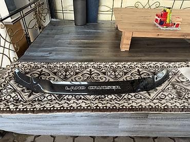 Мухобойка на капот Toyota, 2008 г., Б/у, Самовывоз at lalafo.kg Мухобойка на капот Toyota, 2008 г., Б/у, Самовывоз