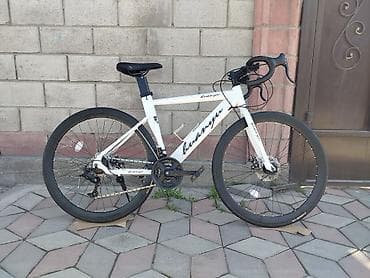 Шоссейный велосипед, Рама L (172 - 185 см), Новый at lalafo.kg Шоссейный велосипед, Рама L (172 - 185 см), Новый