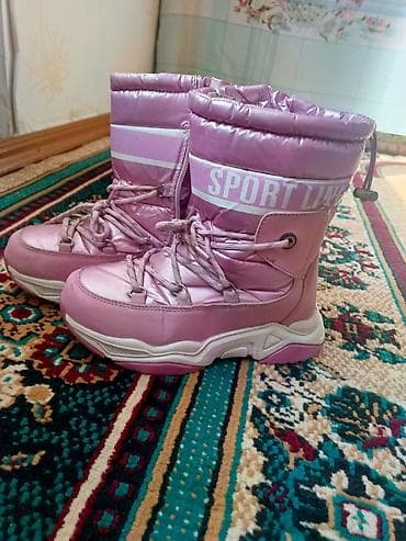 Детские зимние дутики/сноубутсы 33 размер - Цвет: розовый, глянцевый at lalafo.kg Детские зимние дутики/сноубутсы 33 размер - Цвет: розовый, глянцевый
