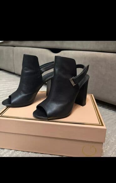 Продаются турецкие ботильоны Ilvi 36размер(кожа натуральная,состояние at lalafo.kg Продаются турецкие ботильоны Ilvi 36размер(кожа натуральная,состояние