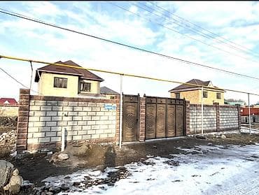 Продаётся двухэтажный жилой дом с огороженным участком. 3 комнаты 1 at lalafo.kg Продаётся двухэтажный жилой дом с огороженным участком. 3 комнаты 1