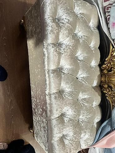 Банкетка, Б/у, Без полок, Самовывоз, Платная доставка, цвет - Серебристый at lalafo.kg Банкетка, Б/у, Без полок, Самовывоз, Платная доставка, цвет - Серебристый