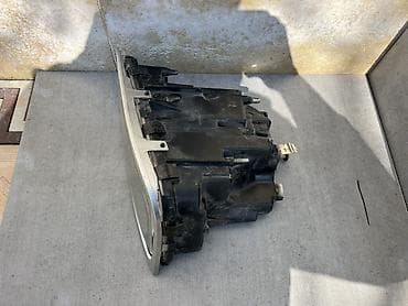 Правая противотуманная фара Volvo Б/у at lalafo.kg Правая противотуманная фара Volvo Б/у