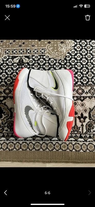 Мужские кроссовки, 43, 44, Nike, Б/у, цвет - Белый, Самовывоз, Платная доставка at lalafo.kg Мужские кроссовки, 43, 44, Nike, Б/у, цвет - Белый, Самовывоз, Платная доставка