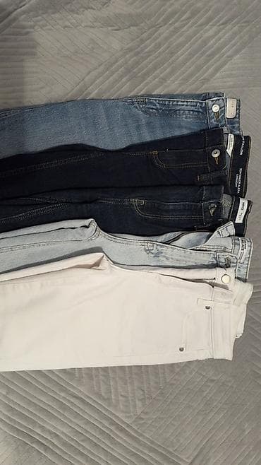 Набор джинсов, 5 пар. - Цвета: светло‑синие (blue wash), темно‑синие at lalafo.kg Набор джинсов, 5 пар. - Цвета: светло‑синие (blue wash), темно‑синие