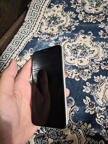 IPhone X, 256 ГБ, Серебристый at lalafo.kg IPhone X, 256 ГБ, Серебристый