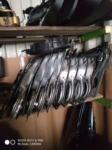 Электрический моторчик Volkswagen 2000 г., Б/у, Оригинал, Германия at lalafo.kg Электрический моторчик Volkswagen 2000 г., Б/у, Оригинал, Германия