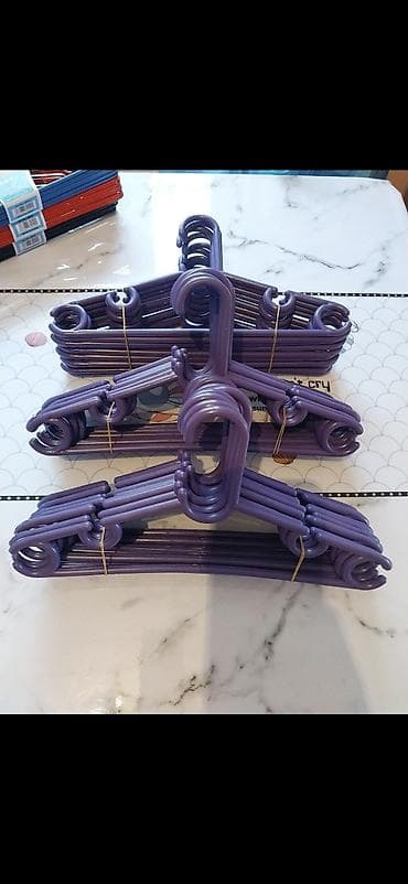 Вешалки, плечики at lalafo.kg Вешалки, плечики