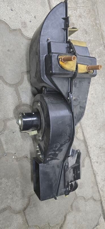 Корпус печки, радиатор печки, вентилятор печки реастат. на Волгу at lalafo.kg Корпус печки, радиатор печки, вентилятор печки реастат. на Волгу