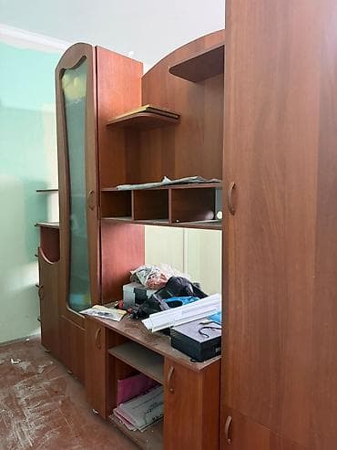Гостиная стенка из ЛДСП под дерево Состав и конструкция: - at lalafo.kg Гостиная стенка из ЛДСП под дерево Состав и конструкция: -
