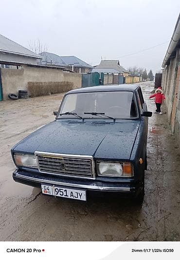 ВАЗ (ЛАДА) 2107: 2001 г., 1.5 л, Механика, Бензин, Седан at lalafo.kg ВАЗ (ЛАДА) 2107: 2001 г., 1.5 л, Механика, Бензин, Седан