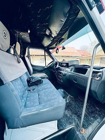 Ассалом алейкум сатылат спринтер 2002год мотор313 (2.2cdi) состояние at lalafo.kg Ассалом алейкум сатылат спринтер 2002год мотор313 (2.2cdi) состояние