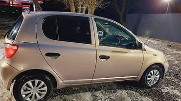 Derways: Toyota Vitz: 2000 г., 0.1 л, Автомат, Бензин, Хэтчбэк at lalafo.kg — 4 Derways: Toyota Vitz: 2000 г., 0.1 л, Автомат, Бензин, Хэтчбэк — 4