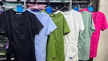 Женская медицинская форма (топ + брюки) - Модель: кимоно/запашной топ at lalafo.kg Женская медицинская форма (топ + брюки) - Модель: кимоно/запашной топ