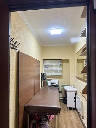 Кабинет для косметолога/массажиста/медуслуг/ наращивание ресниц. - at lalafo.kg Кабинет для косметолога/массажиста/медуслуг/ наращивание ресниц. -