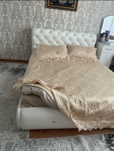 Спальный гарнитур, Двуспальная кровать, цвет - Белый at lalafo.kg Спальный гарнитур, Двуспальная кровать, цвет - Белый