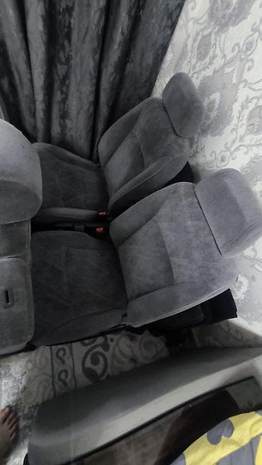 Комплект сидений, Велюр, Honda Б/у at lalafo.kg Комплект сидений, Велюр, Honda Б/у