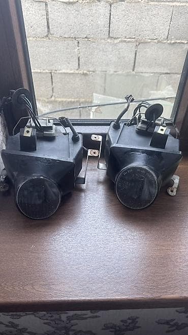 Комплект противотуманных фар Ford Оригинал at lalafo.kg Комплект противотуманных фар Ford Оригинал