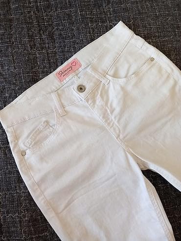 🤍 Стильные чисто-белые джинсы с бабочками от бренда Pierre Cardin at lalafo.kg 🤍 Стильные чисто-белые джинсы с бабочками от бренда Pierre Cardin