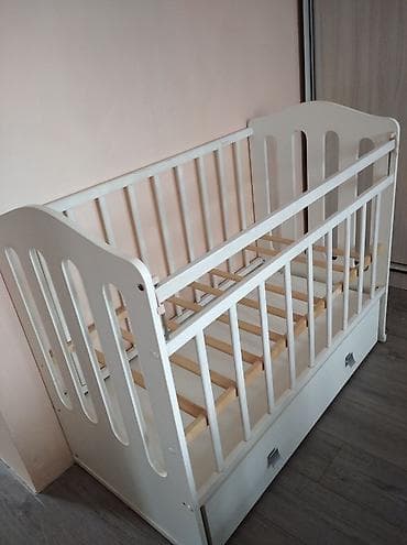 Продам детскую кроватку, б/у, в хорошем состоянии, с выдвижным ящиком at lalafo.kg Продам детскую кроватку, б/у, в хорошем состоянии, с выдвижным ящиком