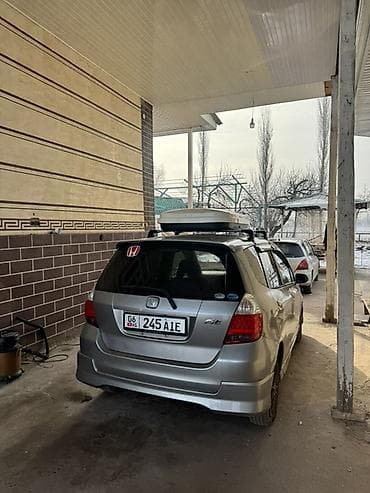 Honda Fit: 2003 г., 1.3 л, Вариатор, Бензин, Хэтчбэк at lalafo.kg Honda Fit: 2003 г., 1.3 л, Вариатор, Бензин, Хэтчбэк