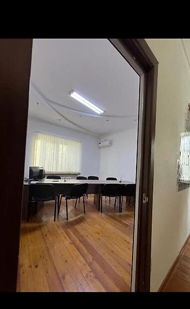 Продажа времянок: 📍 Срочно Продаётся 3-этажный кирпичный дом в центре города📍 📍 at lalafo.kg — 1 Продажа времянок: 📍 Срочно Продаётся 3-этажный кирпичный дом в центре города📍 📍 — 1