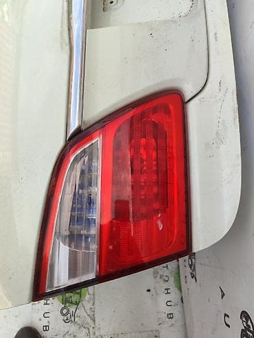Фонарь крышки багажника для NISSAN Cefiro A33, левый. Оригинальная at lalafo.kg Фонарь крышки багажника для NISSAN Cefiro A33, левый. Оригинальная