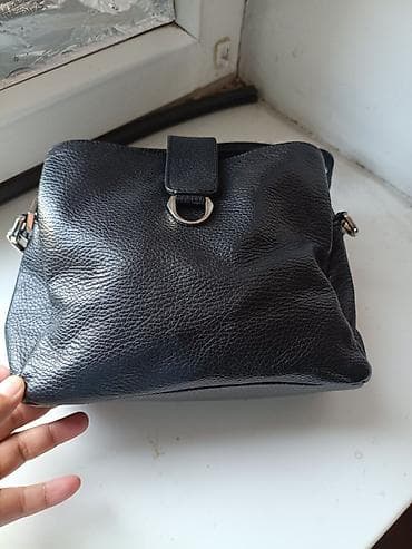 Классическая сумка, Италия, Материал: Натуральная кожа, Множество карманов, Женские, Новый at lalafo.kg Классическая сумка, Италия, Материал: Натуральная кожа, Множество карманов, Женские, Новый